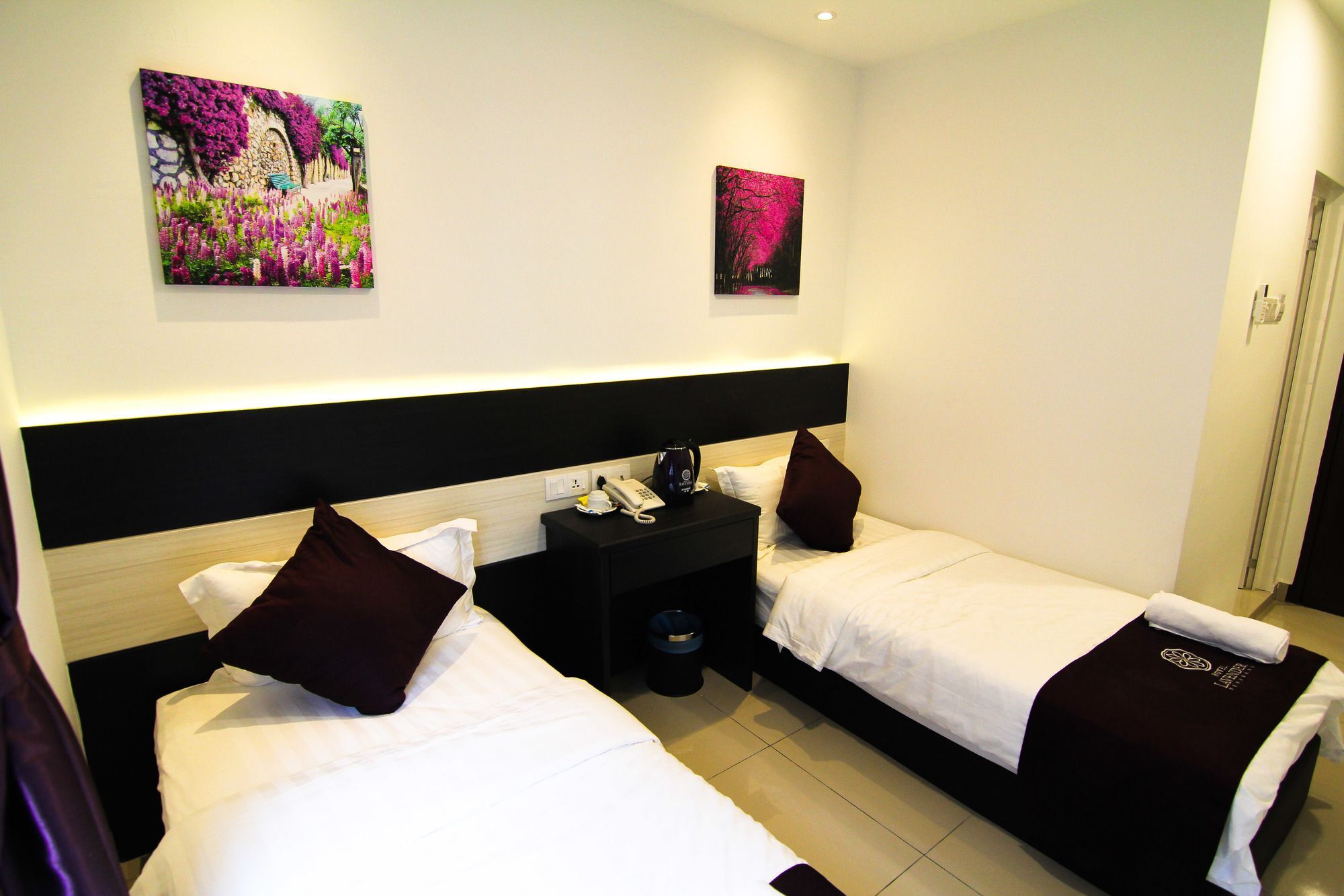 Hotel Lavender Senawang Σερεμπάν Εξωτερικό φωτογραφία